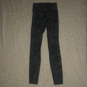 Lululemon leggings size 4